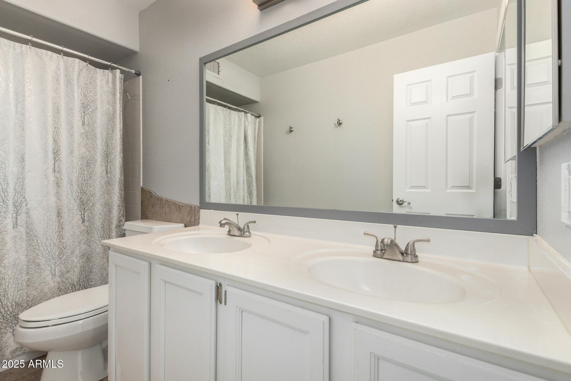 4304 North Ranier Mesa, AZ 85215 - Photo 26 of 33 30 Ranier