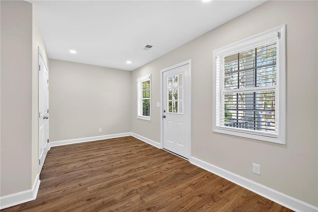 955 South Columbia Drive Decatur, GA 30030 - Photo 7 of 31
