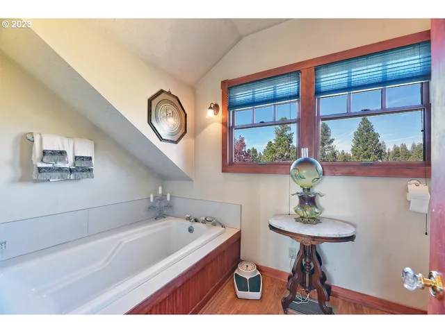 $6,300,000 | 3 Mile Nfg 49, Chiloquin, OR 97624