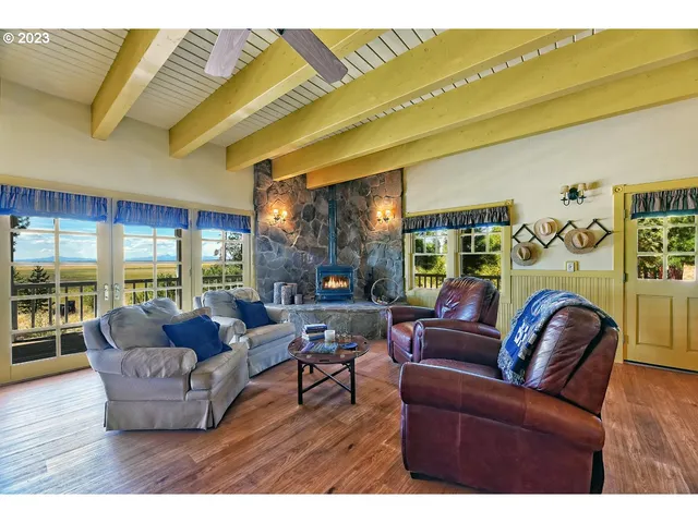 $6,300,000 | 3 Mile Nfg 49, Chiloquin, OR 97624