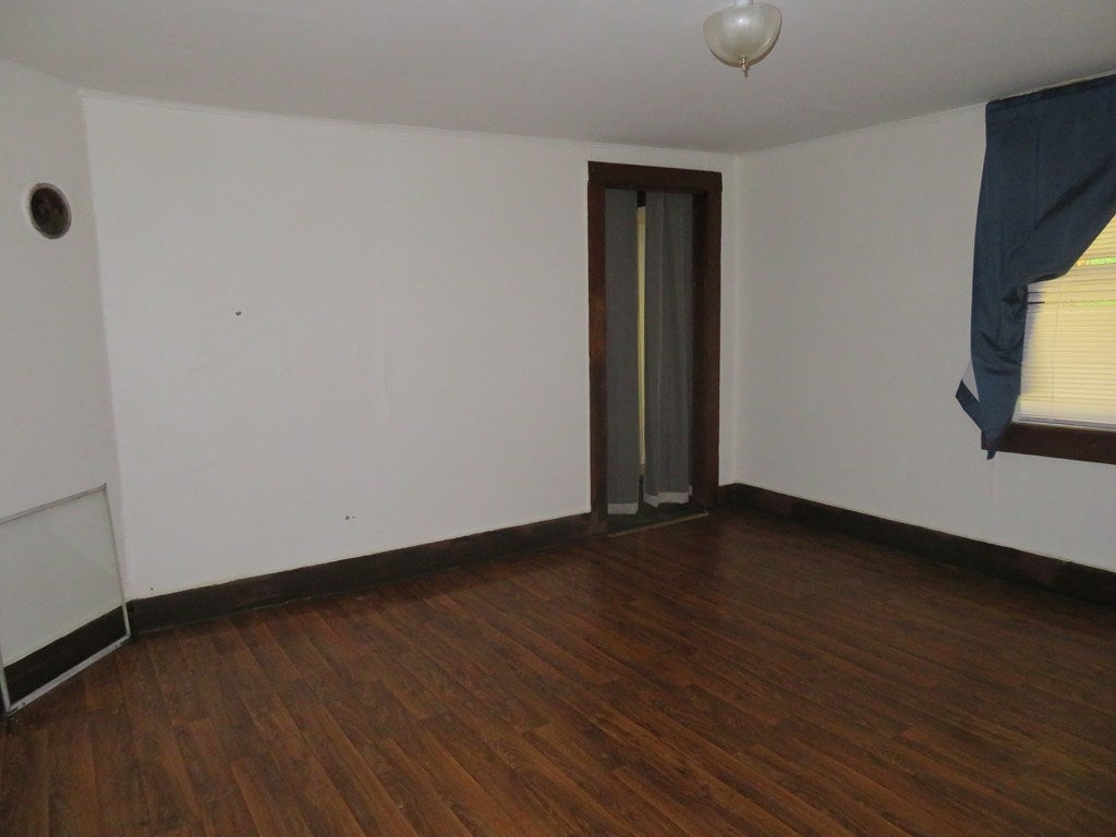 5156 Chicken Rdg Road Jewell Ridge, VA 24622 - Photo 7 of 21 Gallery Image 7