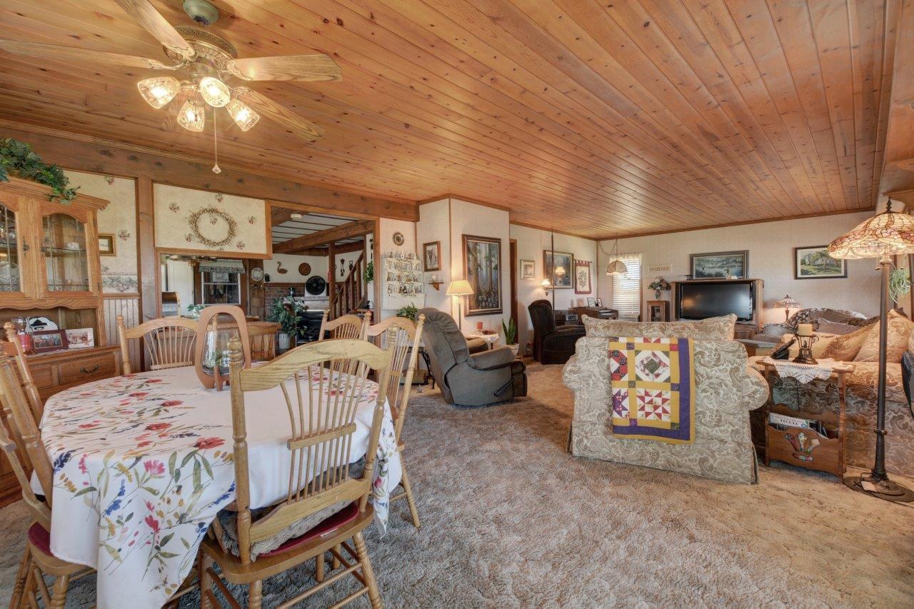 3760 Alta Vista Road Eagle Point, OR 97524 - Photo 10 of 74 DSC_5725_6_7
