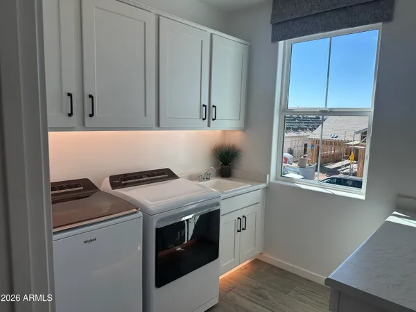 $888,977 | 3710 East Rochelle Circle, Mesa, AZ 85213