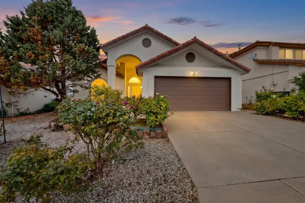 $350,000 | 8109 William Moyers Avenue Northeast, Albuquerque, NM 87122