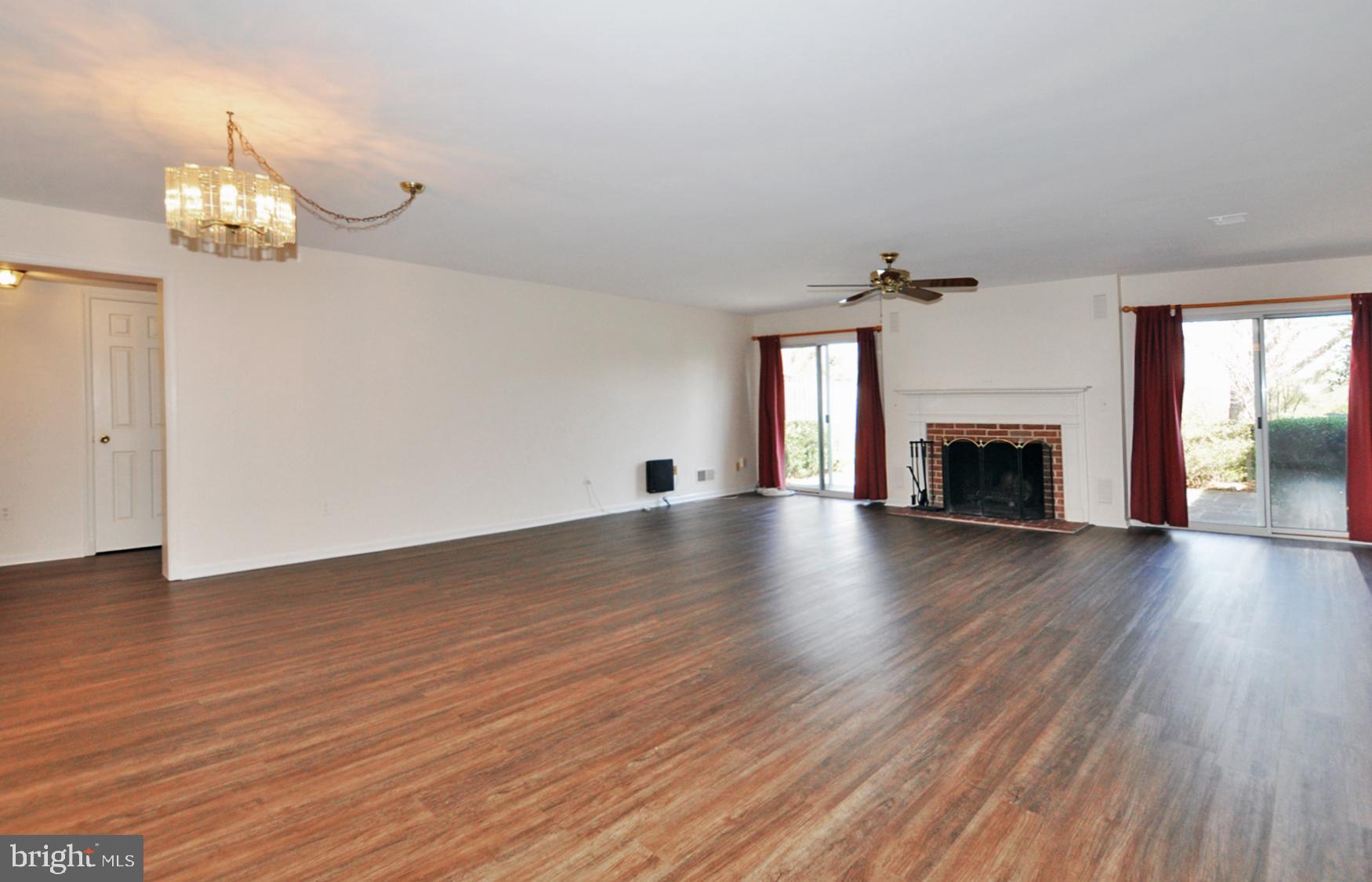 4847 Sangamore Road, Unit 24 Bethesda, MD 20816 - Photo 11 of 31 The living area