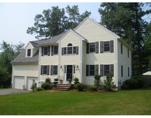 81 Jenkins Road Andover, MA 01810 - Photo 1 of 16 Gallery Image 1