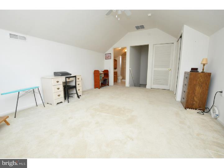 71 Mayfair Road Southampton, NJ 08088 - Photo 22 of 23 Gallery Image 22