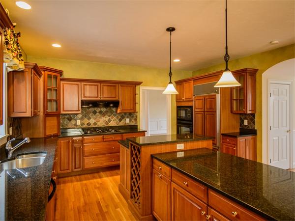 6 Gable Ridge Road Westborough, MA 01581 - Photo 6 of 30 Gallery Image 6