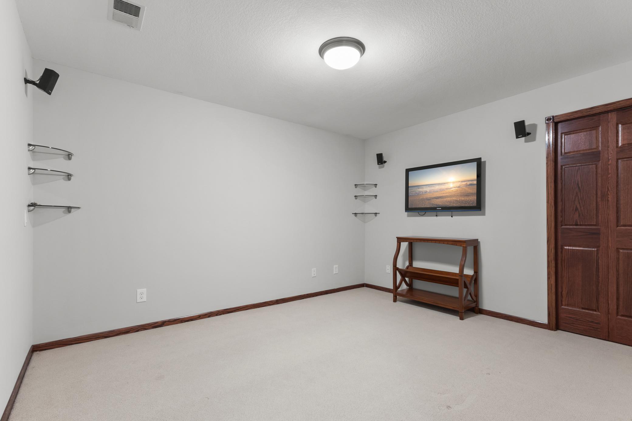 4787 Highcroft Court Eagan, MN 55122 - Photo 25 of 27