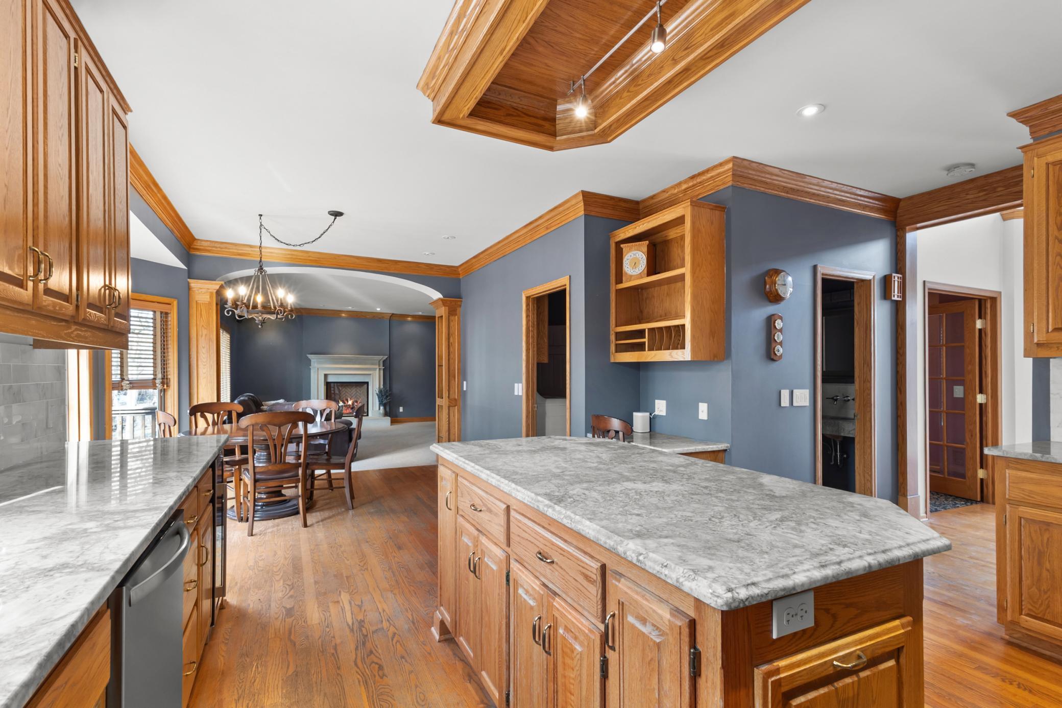 4787 Highcroft Court Eagan, MN 55122 - Photo 6 of 27