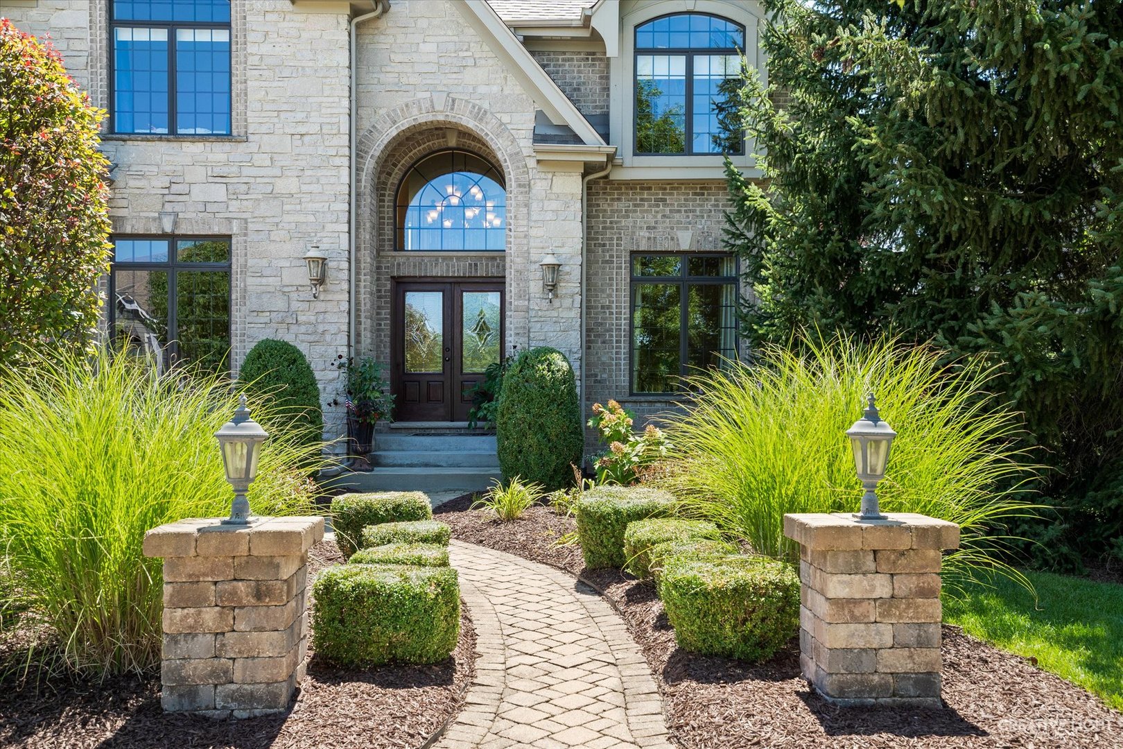 4008 Champion Road Naperville, IL 60564 - Photo 46 of 55