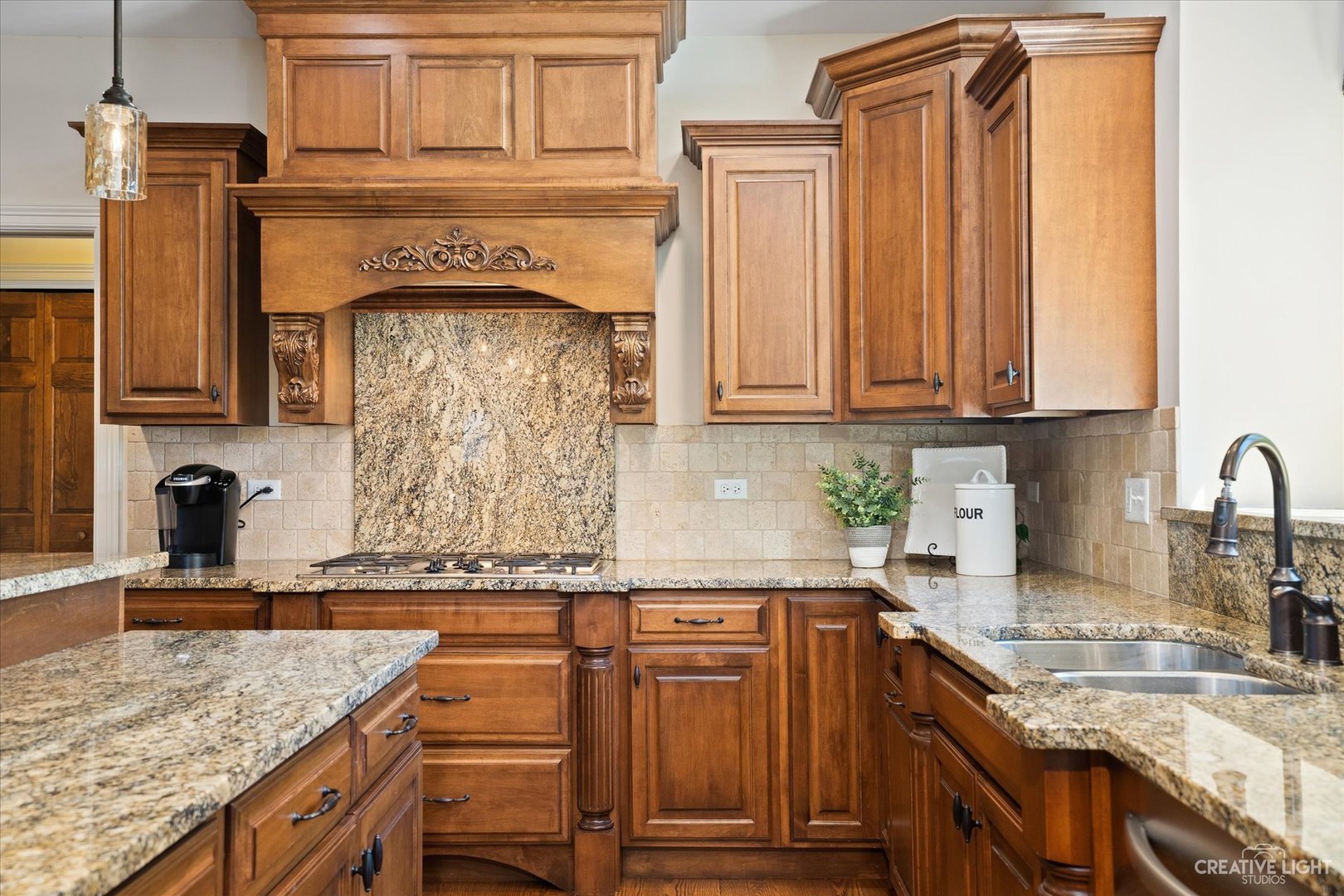 4008 Champion Road Naperville, IL 60564 - Photo 9 of 55