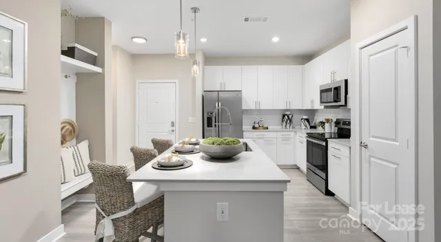 $1,892 | 4010 Waiting Street, Unit B1, Matthews, NC 28105