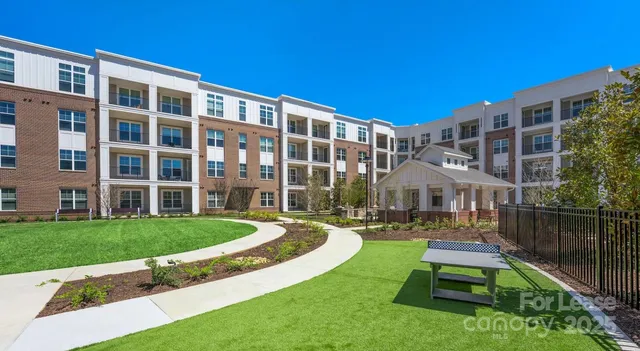 $1,892 | 4010 Waiting Street, Unit B1, Matthews, NC 28105