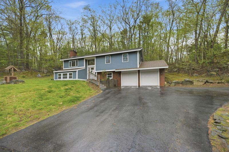 10 Hillside Road Kingston, NH 03848 - Photo 2 of 52