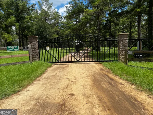 $129,900 | 1564 Eagles Point, Surrency, GA 31563