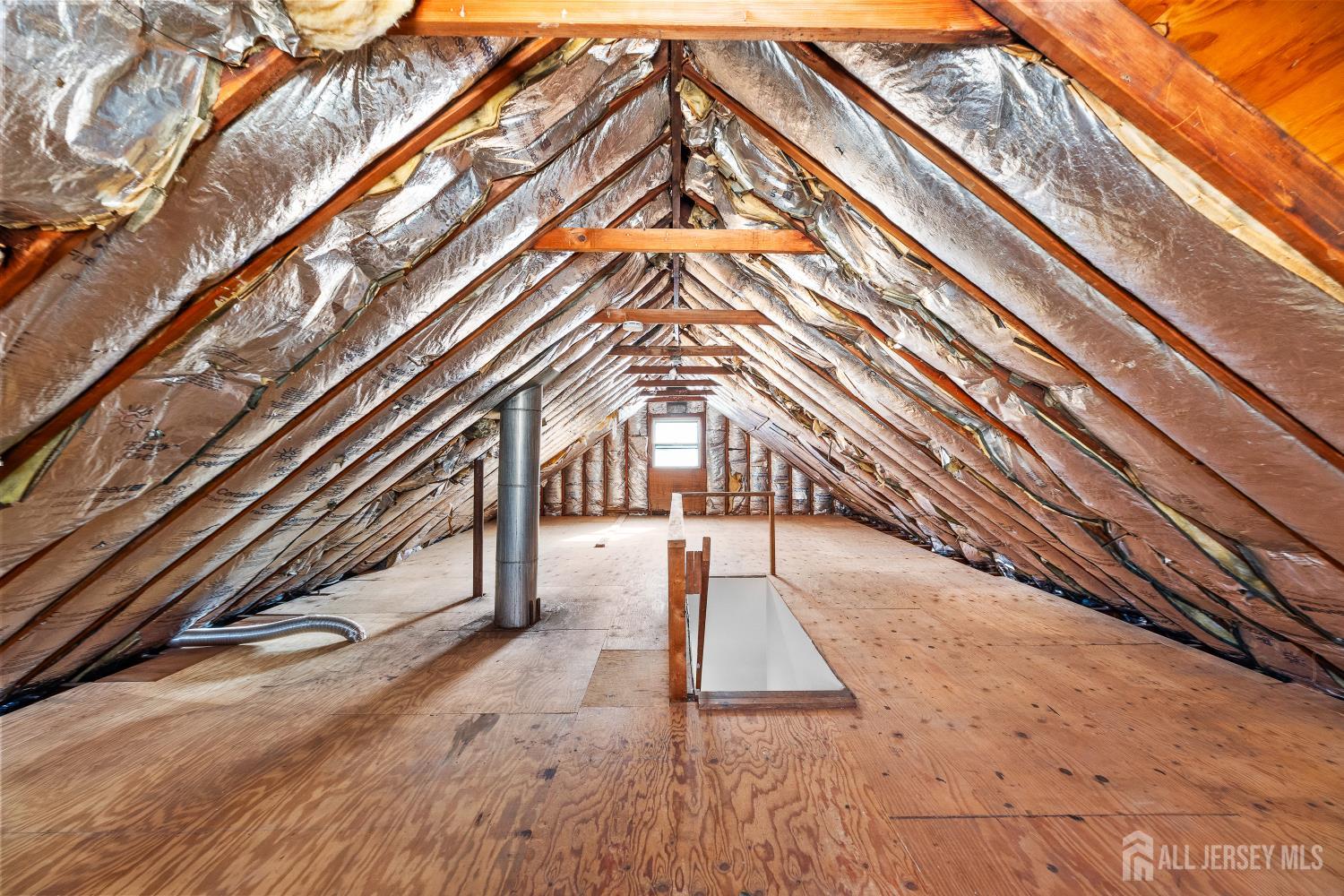 82 Mercer Street Menlo Park Terrace, NJ 08840 - Photo 21 of 31 a view of entryway