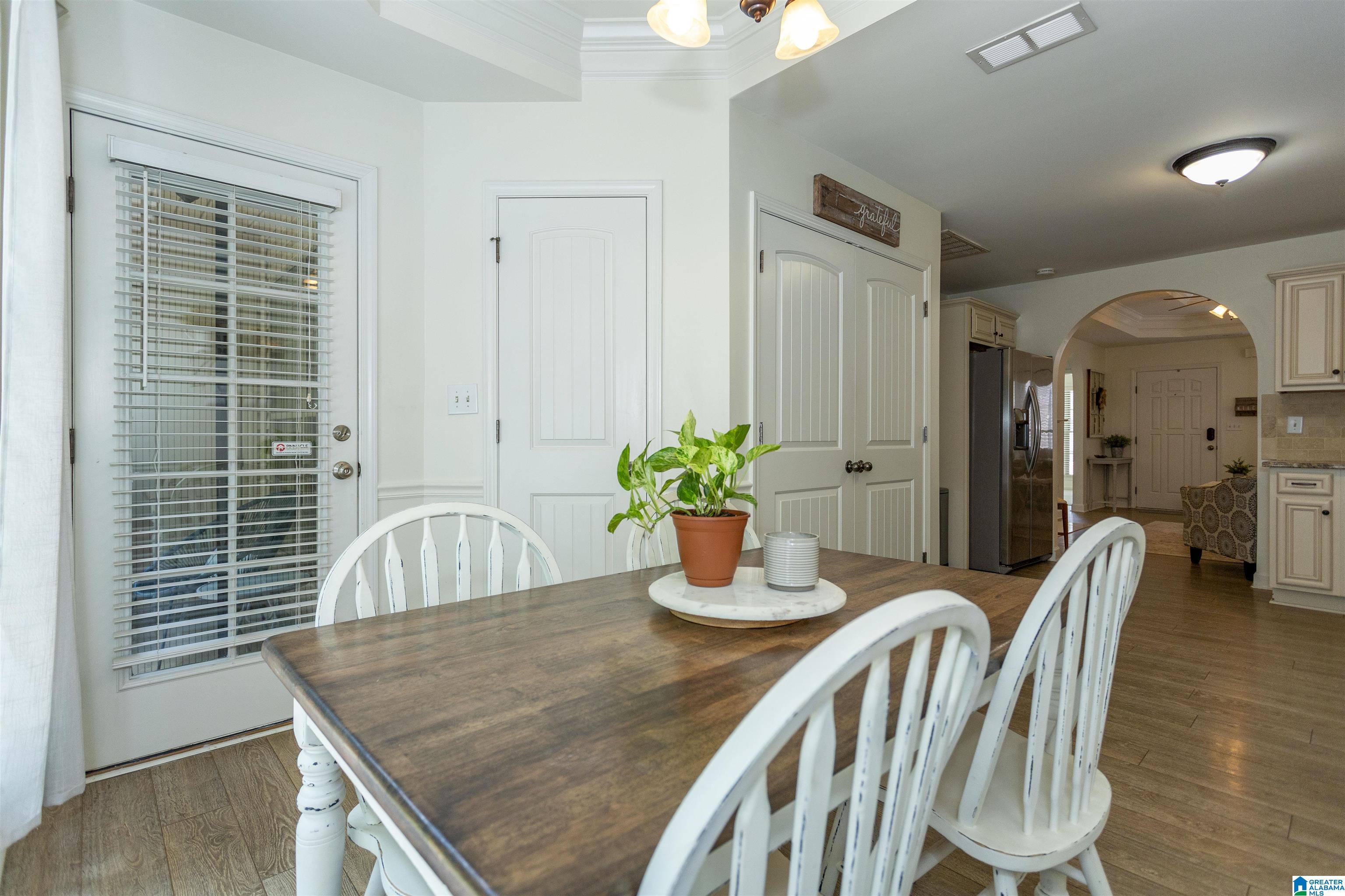 2452 Ridgemont Drive Birmingham, AL 35244 - Photo 8 of 19