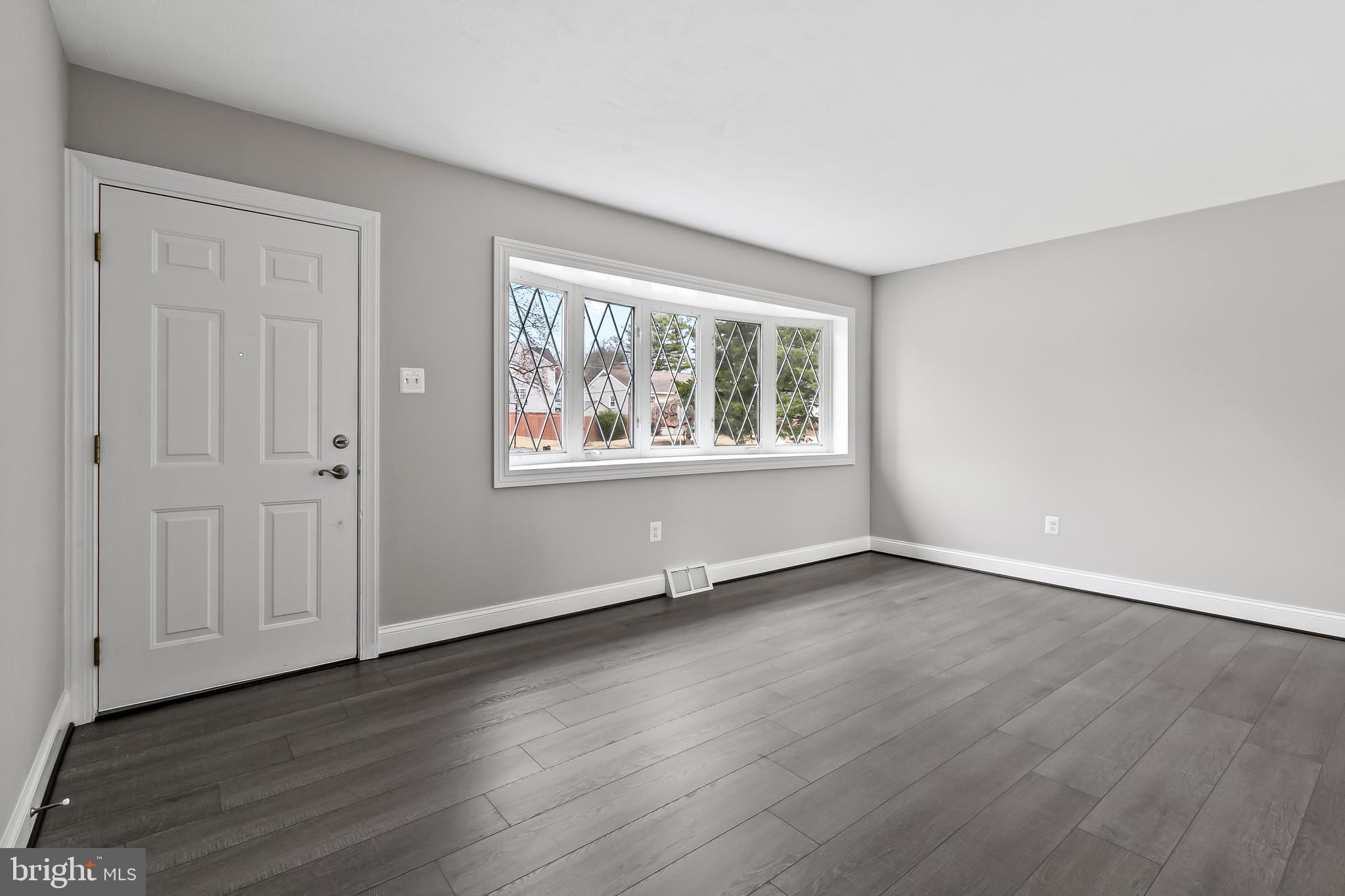 343 Bryanstone Road Reisterstown, MD 21136 - Photo 5 of 35