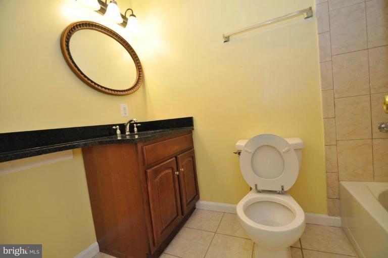 13503 Spriggs Road Manassas, VA 20112 - Photo 20 of 27 Bath #2