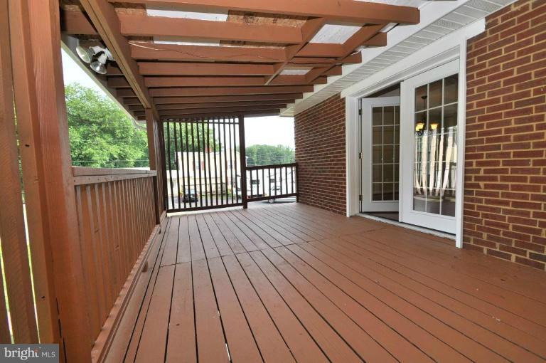 13503 Spriggs Road Manassas, VA 20112 - Photo 26 of 27 Deck