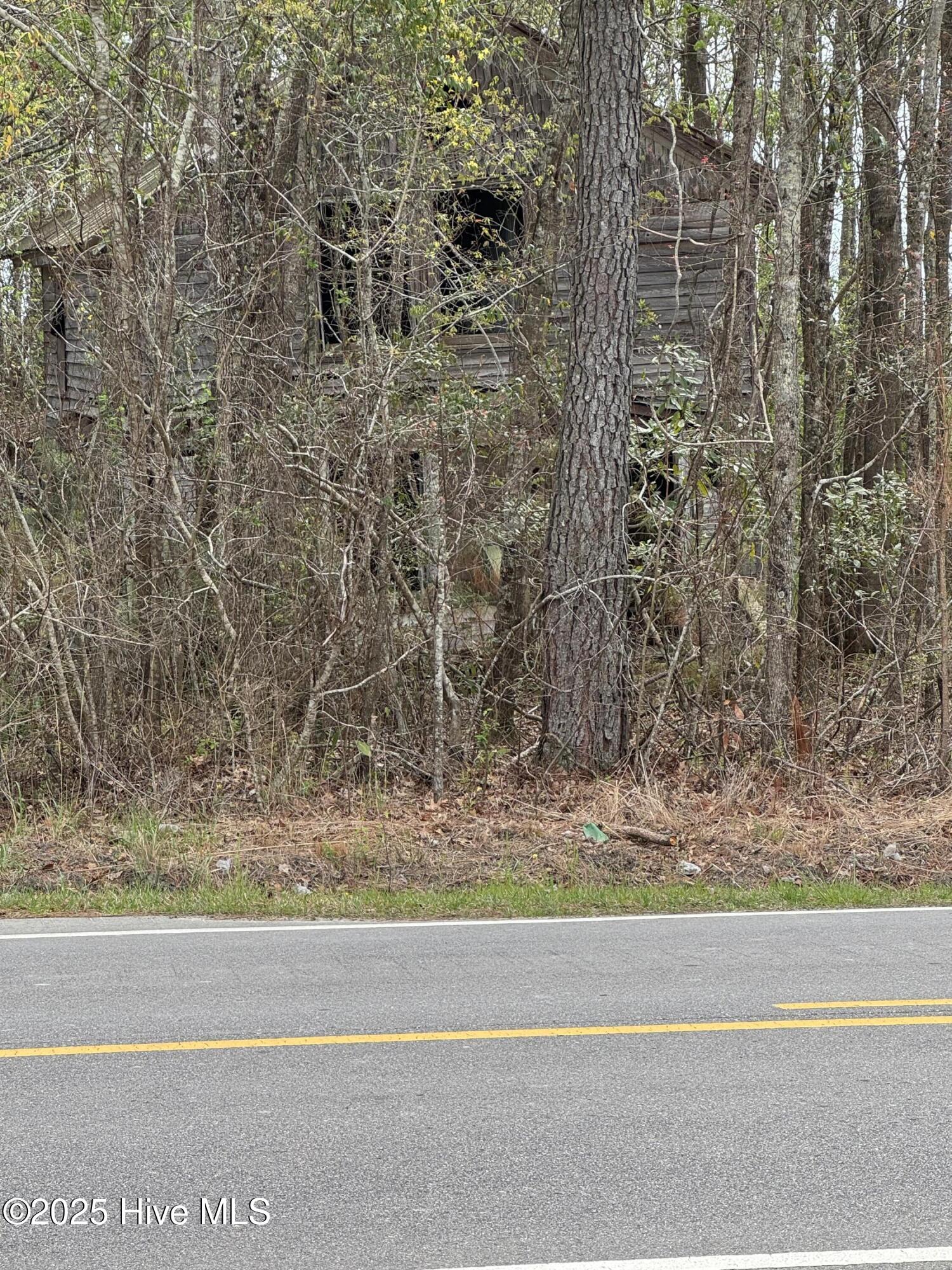2338 Old Cherry Road Creswell, NC 27928 - Photo 3 of 7 Photo Apr 02 2025, 12 18 51 PM