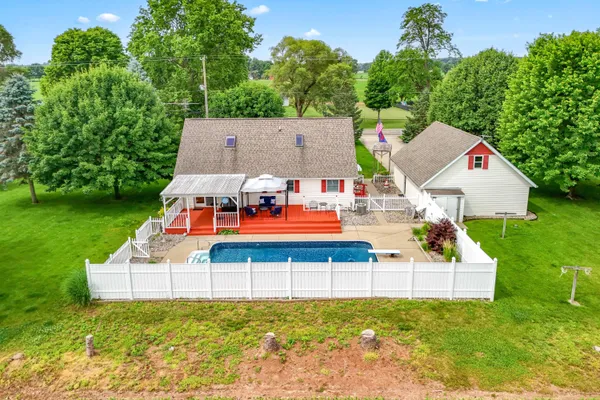 $449,900 | 31688 Colon Road, Colon, MI 49040