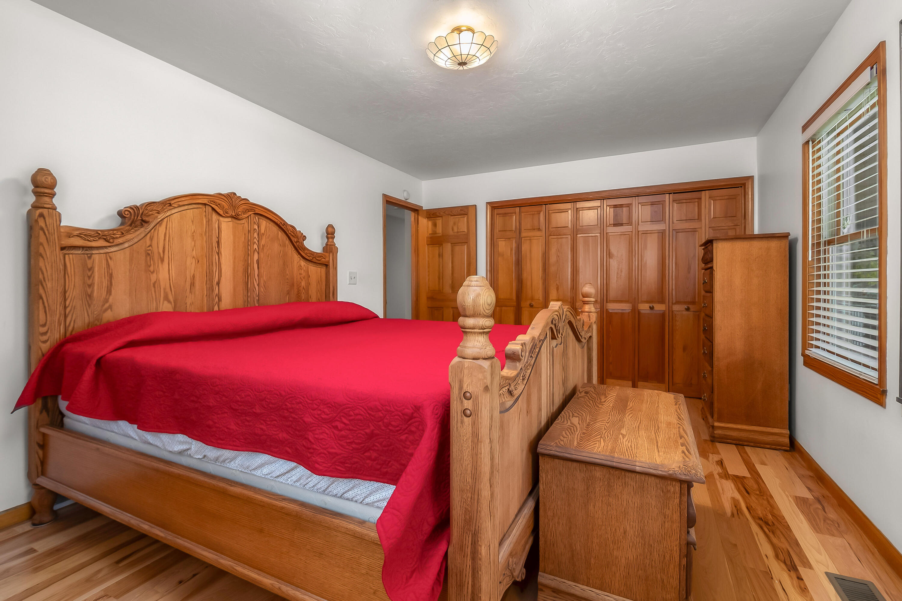 31688 Colon Road Colon, MI 49040 - Photo 15 of 56 51