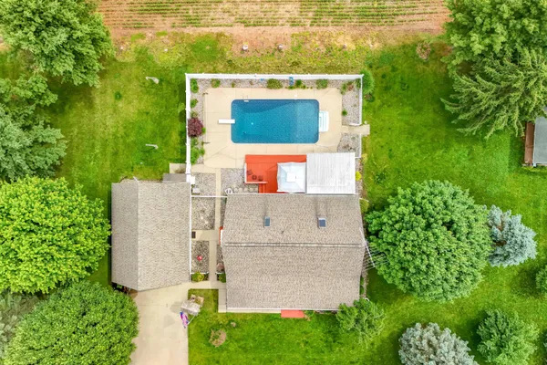 $449,900 | 31688 Colon Road, Colon, MI 49040