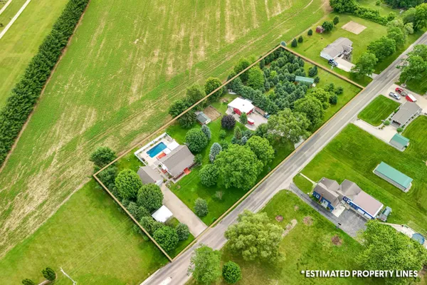 $449,900 | 31688 Colon Road, Colon, MI 49040