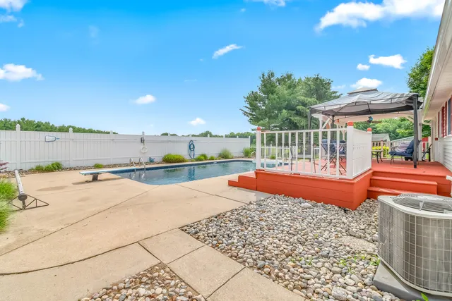 $452,000 | 31688 Colon Road, Colon, MI 49040