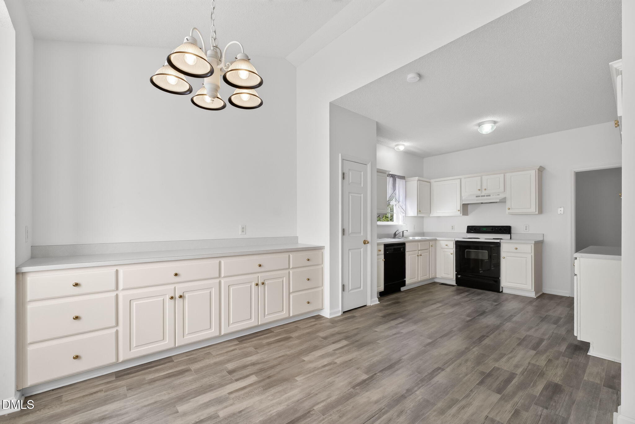 254 South Ridge Drive Garner, NC 27529 - Photo 23 of 40 19-web-or-mls-DSC00628