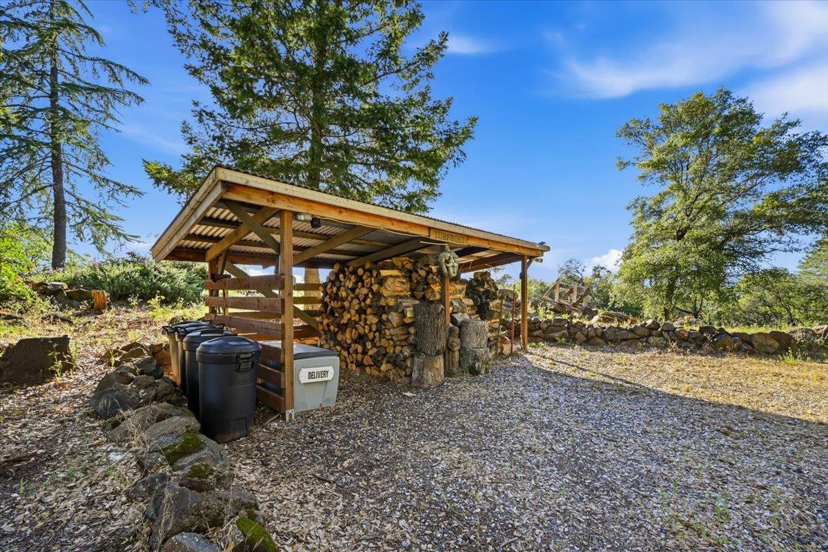 19235 Bumpy Road Grass Valley, CA 95949 - Photo 51 of 60
