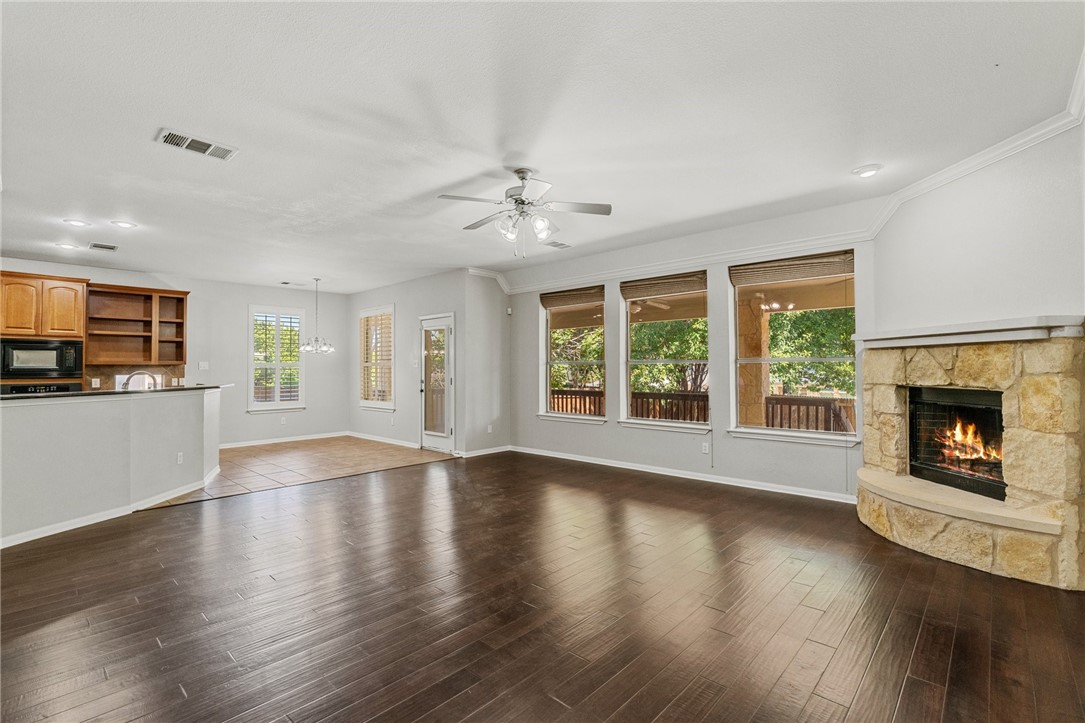 925 Cavalry Ride Trail Austin, TX 78732 - Photo 13 of 26 Gallery Image 13