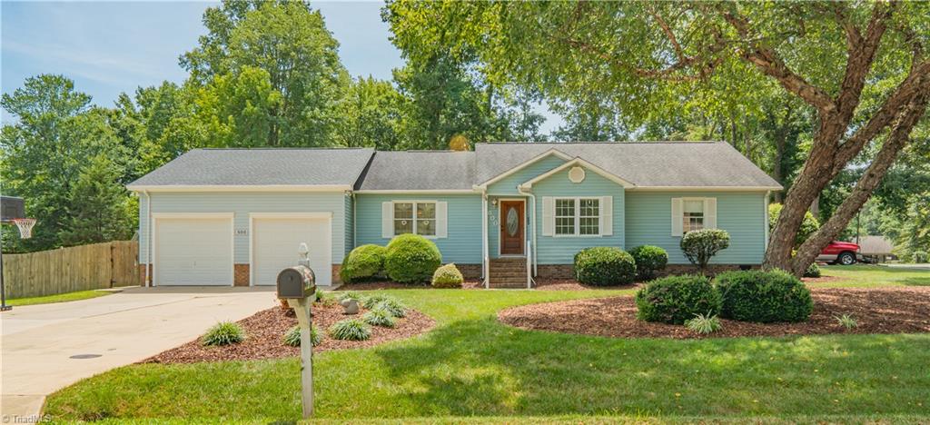 800 Burguss Road High Point, NC 27265 - Photo 1 of 47 Gallery Image 1