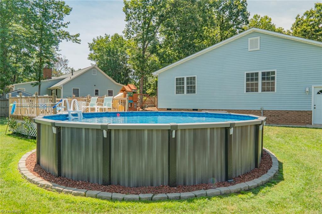 800 Burguss Road High Point, NC 27265 - Photo 25 of 47 Gallery Image 25