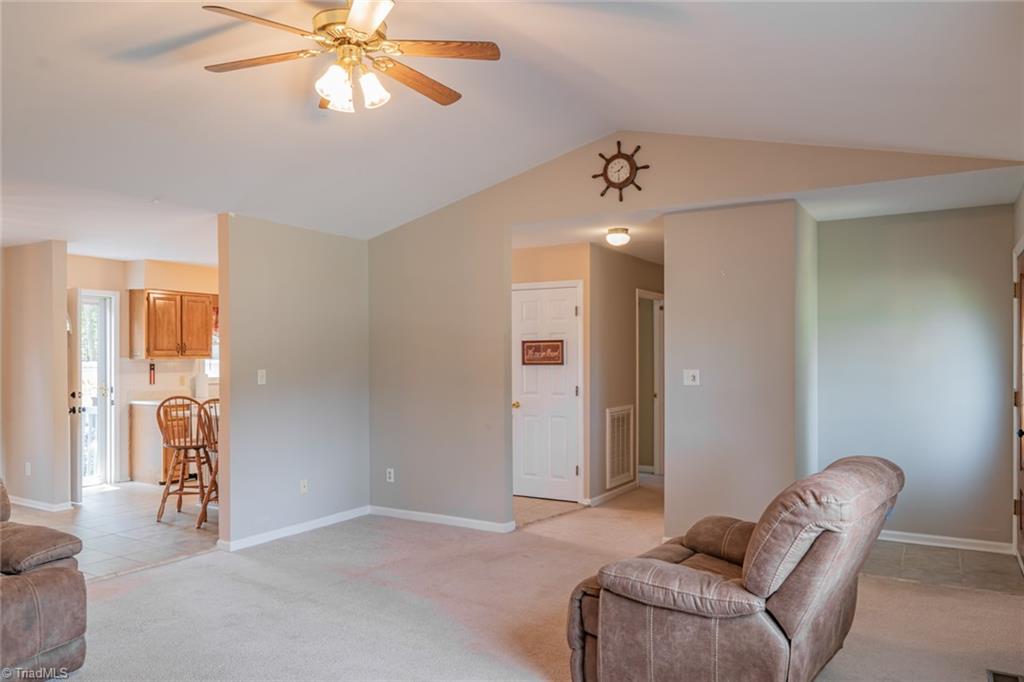 800 Burguss Road High Point, NC 27265 - Photo 5 of 47 Gallery Image 5