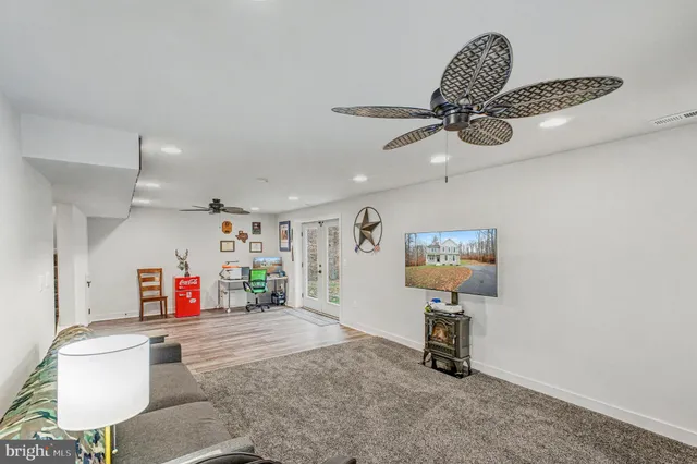 $670,000 | 580 Kellogg Mill Road, Fredericksburg, VA 22406