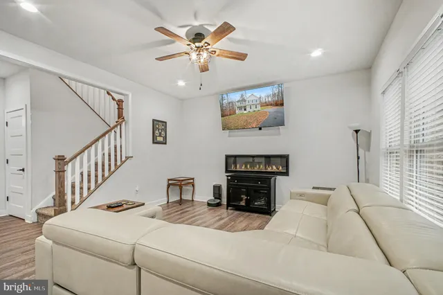 $670,000 | 580 Kellogg Mill Road, Fredericksburg, VA 22406