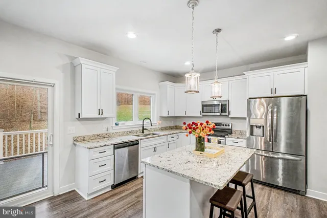 $670,000 | 580 Kellogg Mill Road, Fredericksburg, VA 22406