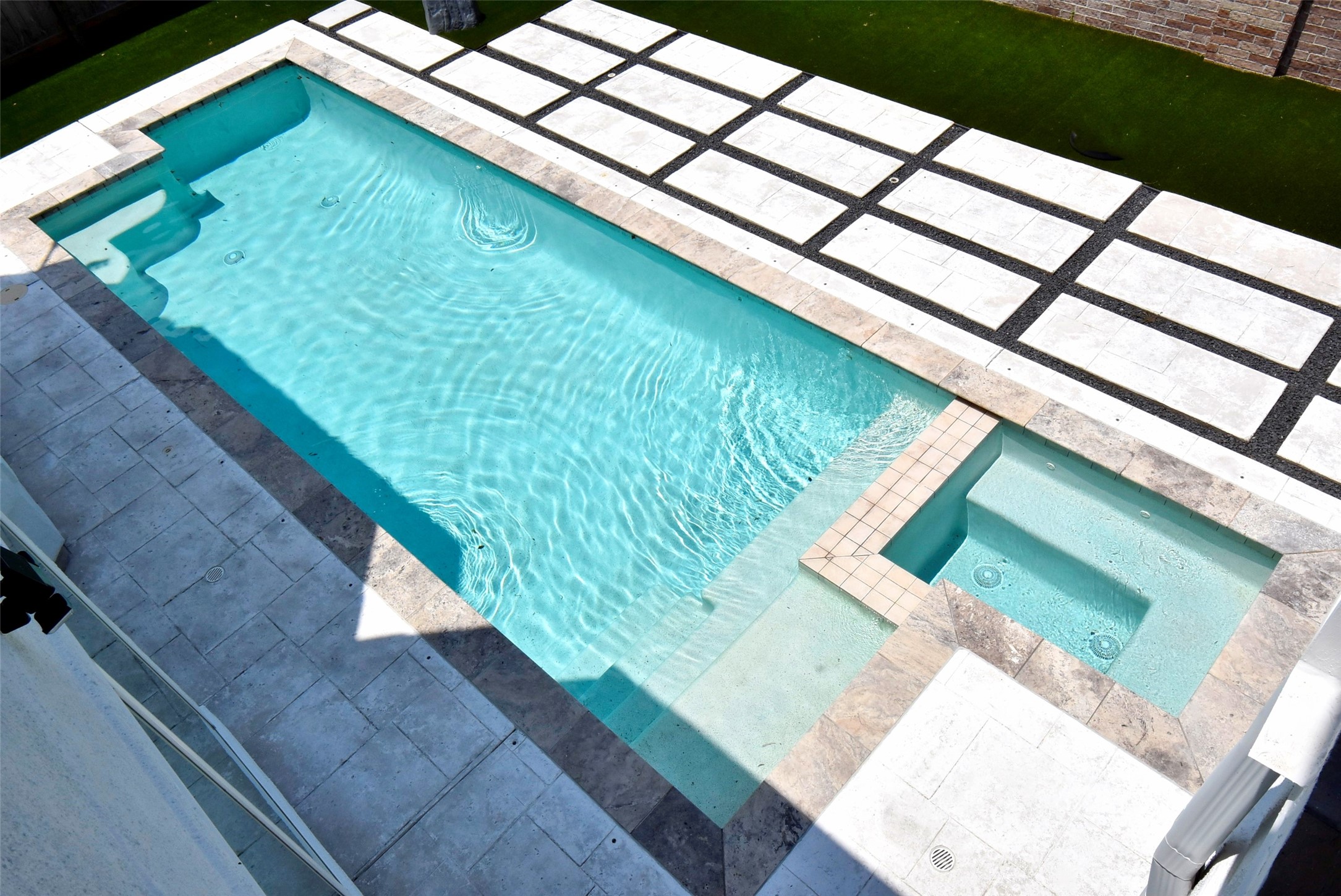 2014 Split Branch Court Houston, TX 77077 - Photo 35 of 47 a view of a balcony
