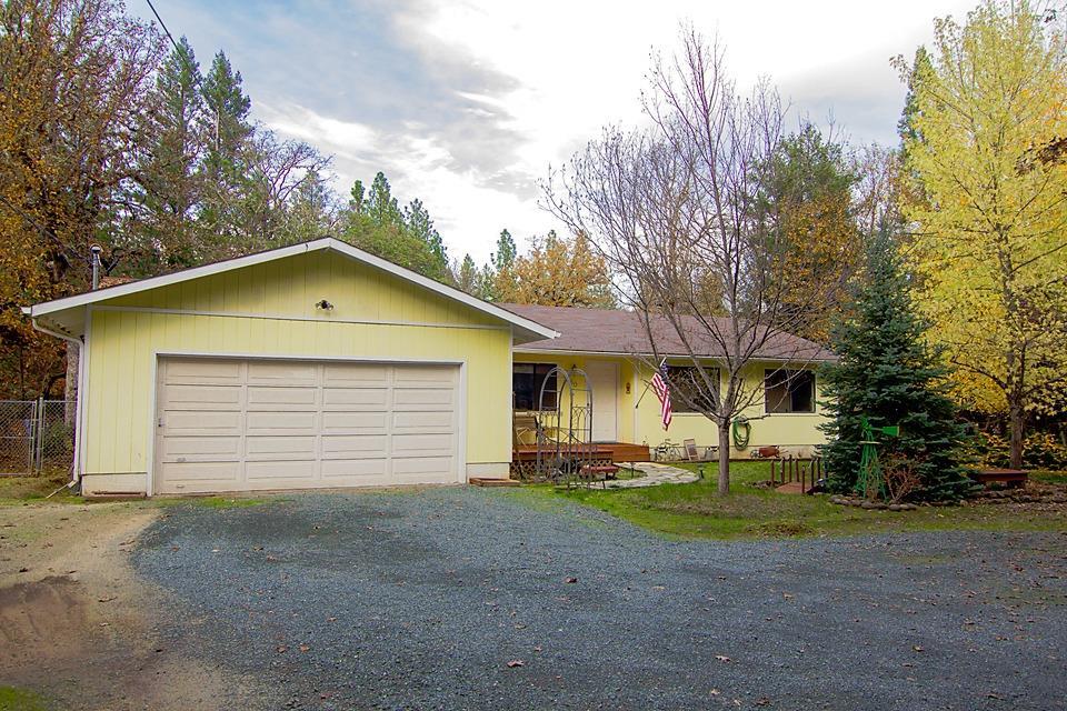 1550 Queens Branch Road Rogue River, OR 97537 - Photo 1 of 20 Primary Photo