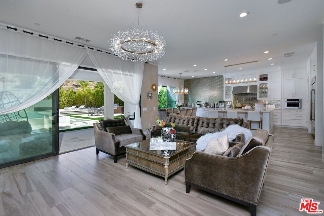 20779 Liana Court Porter Ranch, CA 91326 - Photo 16 of 69