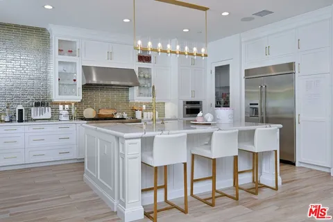 $2,699,000 | 20779 Liana Court, Porter Ranch, CA 91326