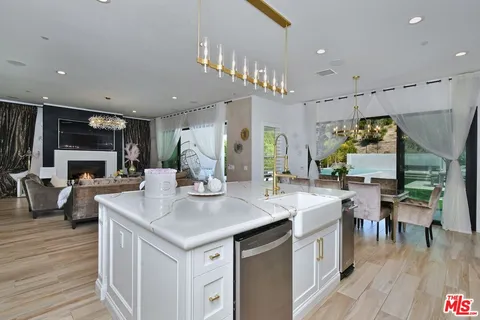 $2,699,000 | 20779 Liana Court, Porter Ranch, CA 91326