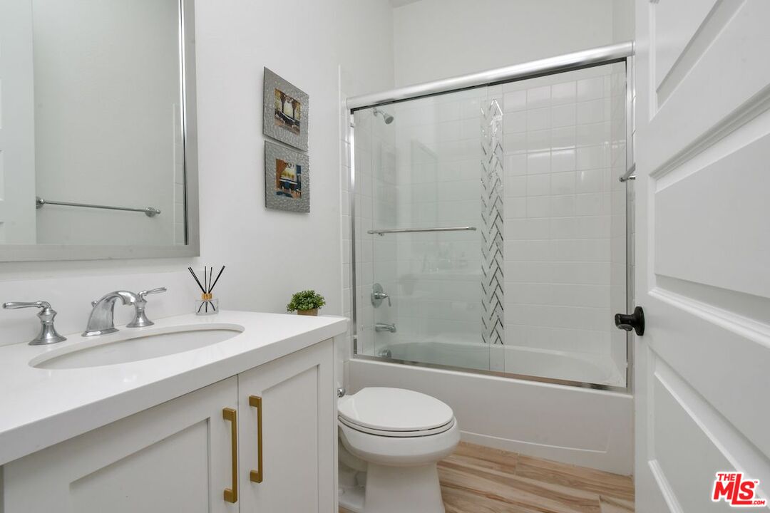 20779 Liana Court Porter Ranch, CA 91326 - Photo 27 of 66