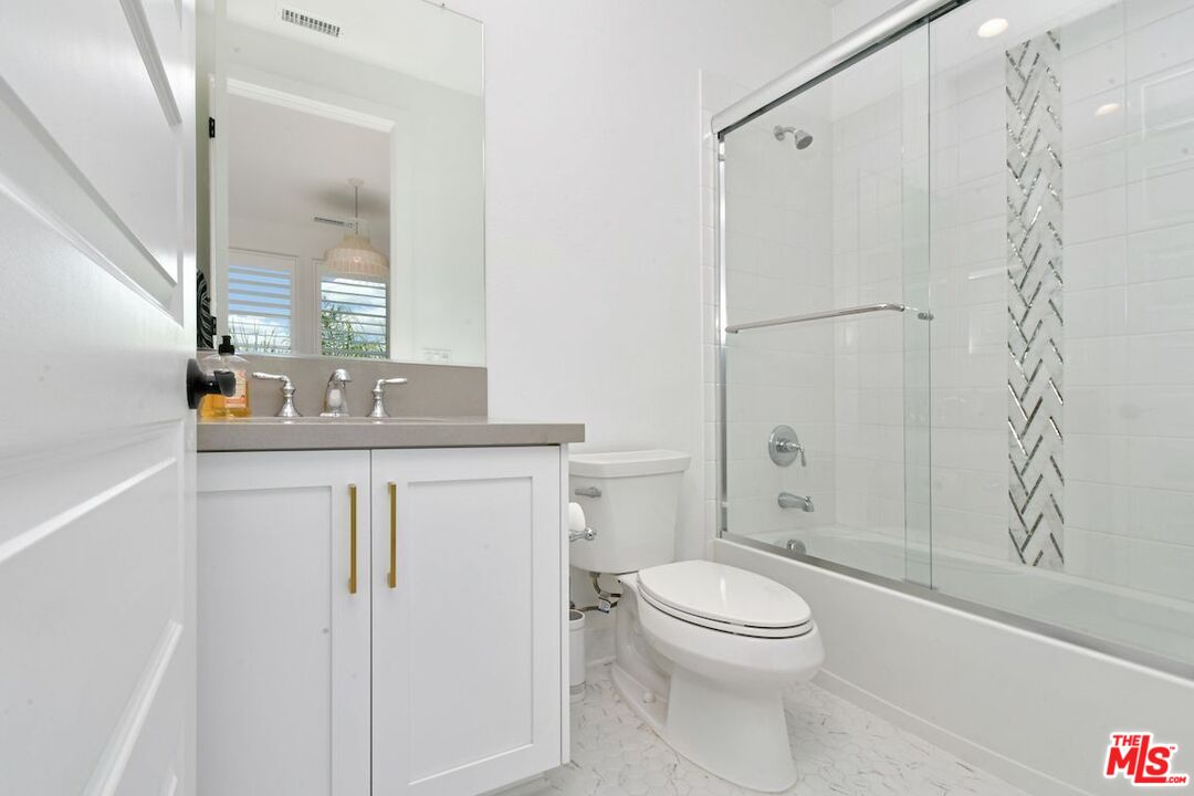20779 Liana Court Porter Ranch, CA 91326 - Photo 36 of 66