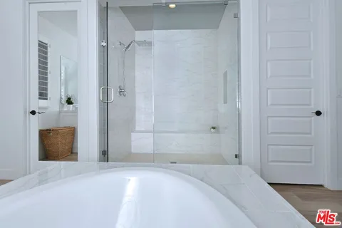 $2,799,000 | 20779 Liana Court, Porter Ranch, CA 91326