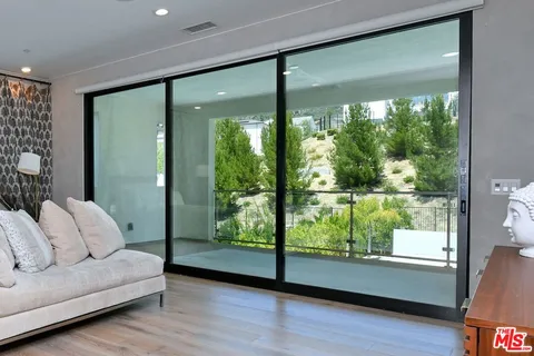 $2,799,000 | 20779 Liana Court, Porter Ranch, CA 91326