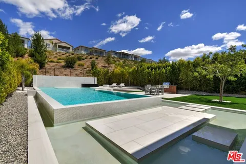 $2,699,000 | 20779 Liana Court, Porter Ranch, CA 91326